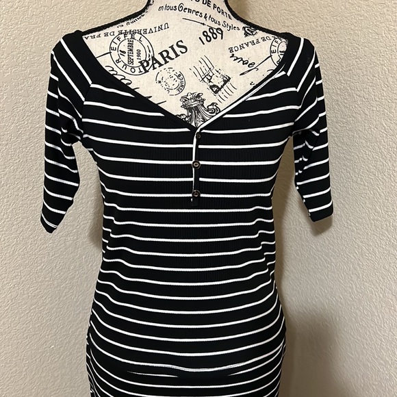 Two Piece Set Pencil Skirt & Boatneck On-Off the shoulder Top - Picture 3 of 7